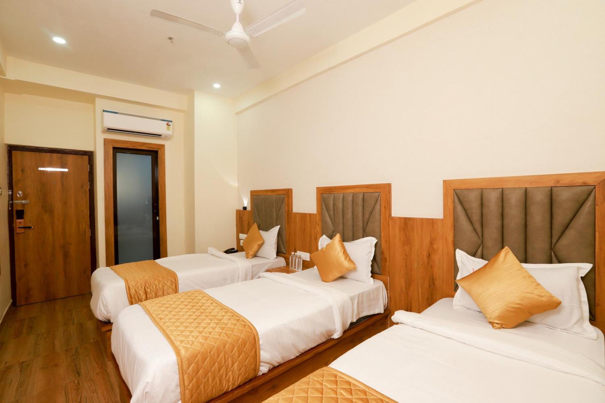 Hotel Bkc Minerva, Near Us Consulate — Photos 1